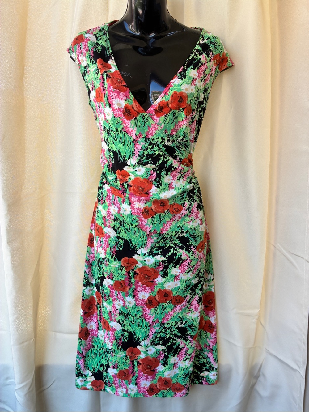 BCBG Paris Floral Midi Dress in Red, Green, Pink, Black Size Medium